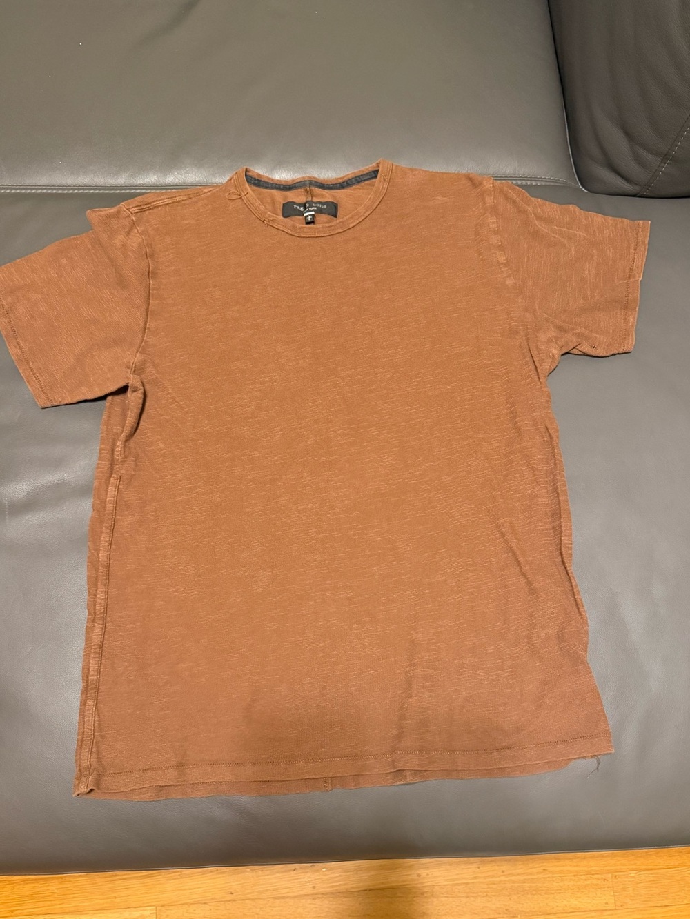 rag & bone Men's red/burgundy flame Tee